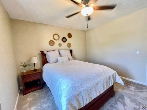 Tiny photo for 2222 Breckenridge Dr, Lawrence, KS 66047 (MLS # 246641)