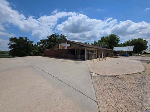 Tiny photo for 901 Oak St, Valley Falls, KS 66088 (MLS # 245229)