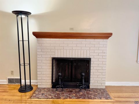 Tiny photo for 2801 SW 21st St, Topeka, KS 66604 (MLS # 245680)