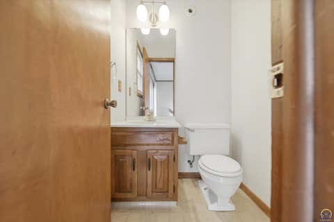 Tiny photo for 4144 SE 45th St, Berryton, KS 66409 (MLS # 246232)