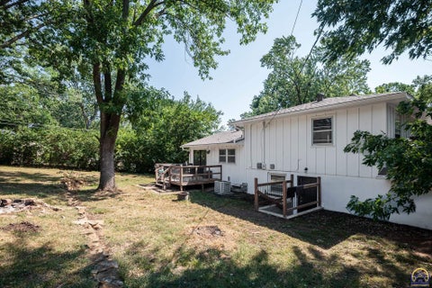 Tiny photo for 3217 Westwood Ct, Topeka, KS 66614 (MLS # 246458)