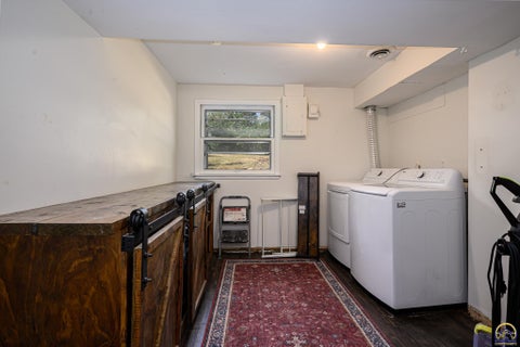 Tiny photo for 3217 Westwood Ct, Topeka, KS 66614 (MLS # 246458)
