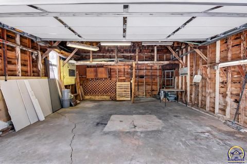 Tiny photo for 614 SW Webster Ave, Topeka, KS 66606 (MLS # 245577)