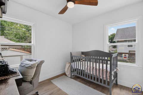 Tiny photo for 614 SW Webster Ave, Topeka, KS 66606 (MLS # 245577)