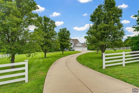 Tiny photo for 5100 SW 53rd St, Topeka, KS 66610 (MLS # 243606)