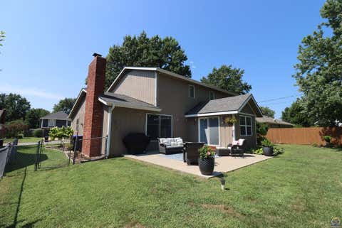 Tiny photo for 2342 SW Ashworth Pl, Topeka, KS 66614 (MLS # 246231)