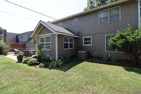 Tiny photo for 2342 SW Ashworth Pl, Topeka, KS 66614 (MLS # 246231)