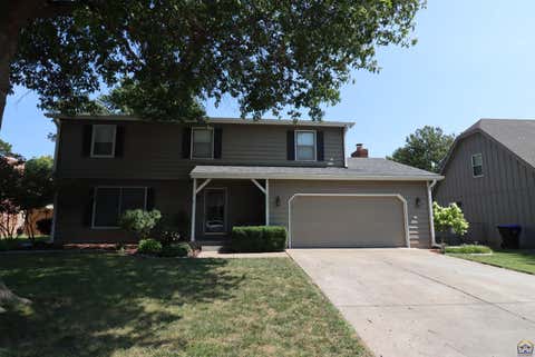 Photo of 2342 SW Ashworth Pl, Topeka, KS 66614 (MLS # 246231)