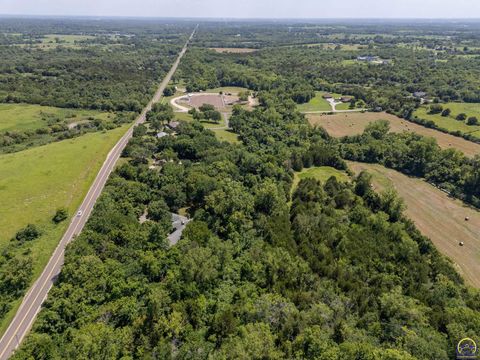 Tiny photo for 7535 NW Topeka Blvd, Topeka, KS 66617 (MLS # 245677)