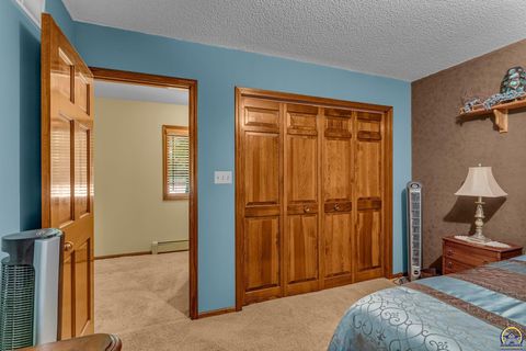 Tiny photo for 7535 NW Topeka Blvd, Topeka, KS 66617 (MLS # 245677)