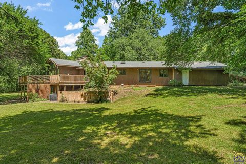 Tiny photo for 7535 NW Topeka Blvd, Topeka, KS 66617 (MLS # 245677)