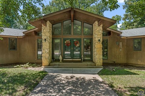Tiny photo for 7535 NW Topeka Blvd, Topeka, KS 66617 (MLS # 245677)