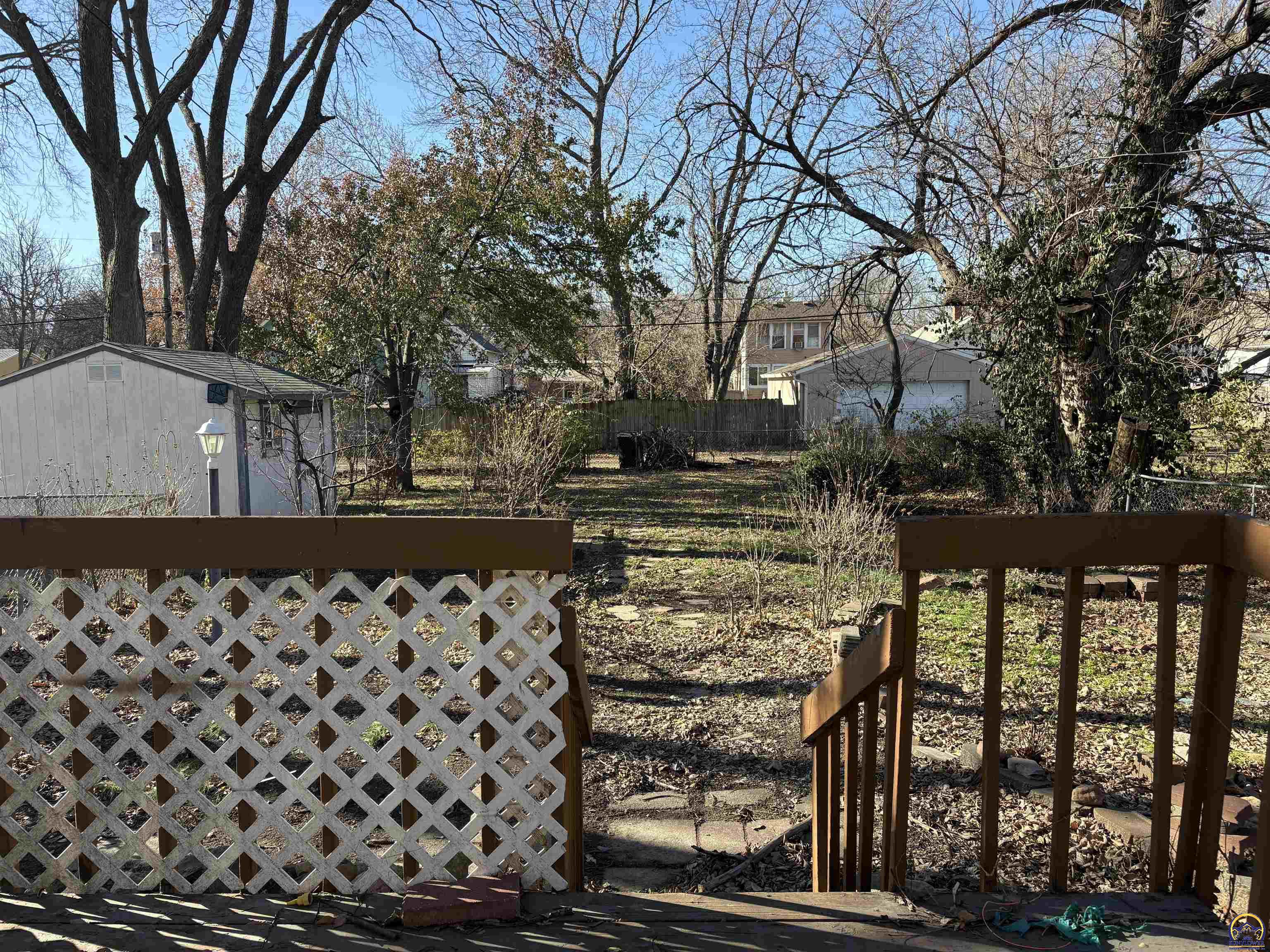 Topeka, Kansas 66604, United States, 3 Bedrooms Bedrooms, ,1 BathroomBathrooms,Residential,Pending,27547