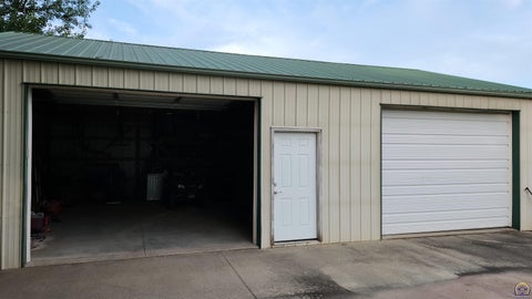 Tiny photo for 12212 257th Ln, Holton, KS 66436 (MLS # 246637)