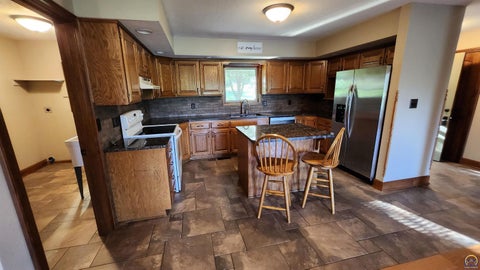 Tiny photo for 12212 257th Ln, Holton, KS 66436 (MLS # 246637)