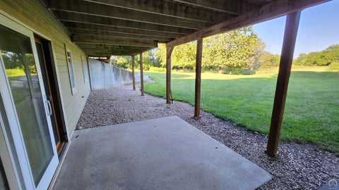 Tiny photo for 12212 257th Ln, Holton, KS 66436 (MLS # 246637)