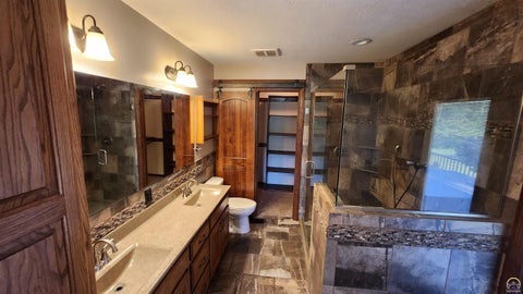Tiny photo for 12212 257th Ln, Holton, KS 66436 (MLS # 246637)