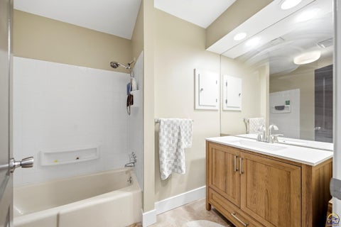 Tiny photo for 4444 NW Menoken Rd, Topeka, KS 66618 (MLS # 244709)