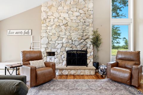 Tiny photo for 4444 NW Menoken Rd, Topeka, KS 66618 (MLS # 244709)