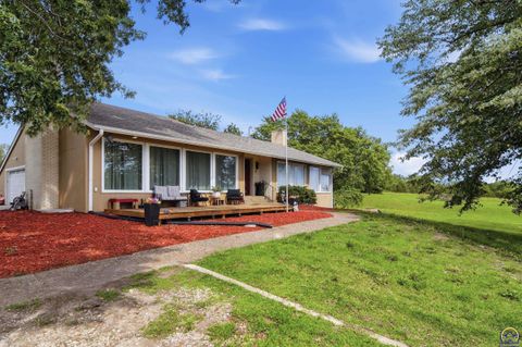 Tiny photo for 4444 NW Menoken Rd, Topeka, KS 66618 (MLS # 244709)