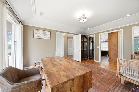 Tiny photo for 4444 NW Menoken Rd, Topeka, KS 66618 (MLS # 244709)
