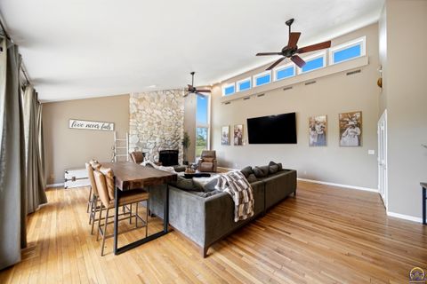 Tiny photo for 4444 NW Menoken Rd, Topeka, KS 66618 (MLS # 244709)