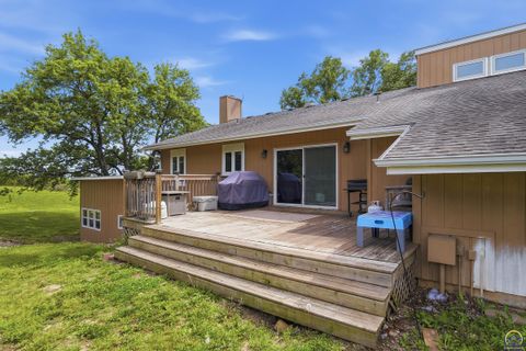 Tiny photo for 4444 NW Menoken Rd, Topeka, KS 66618 (MLS # 244709)