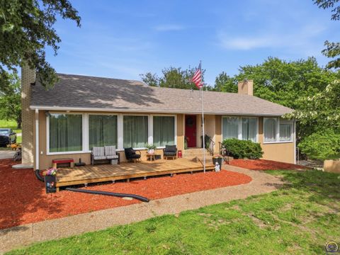 Photo of 4444 NW Menoken Rd, Topeka, KS 66618 (MLS # 244709)