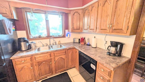 Tiny photo for 1817 Calle de Loma Dr, Emporia, KS 66801 (MLS # 244630)