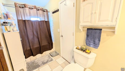 Tiny photo for 1817 Calle de Loma Dr, Emporia, KS 66801 (MLS # 244630)