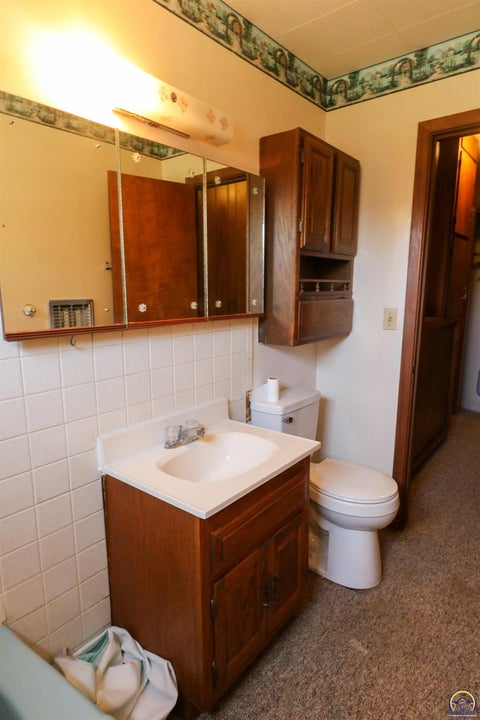 Tiny photo for 475 AA 80 Rd, Fall River, KS 67047 (MLS # 246323)