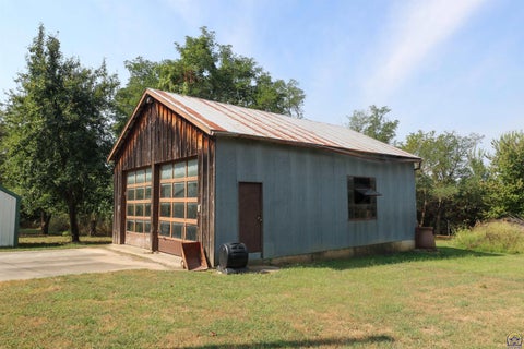 Tiny photo for 475 AA 80 Rd, Fall River, KS 67047 (MLS # 246323)