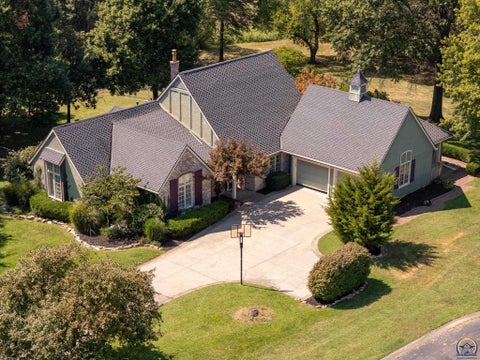 Tiny photo for 615 W Willow Ln, Ottawa, KS 66067 (MLS # 246466)