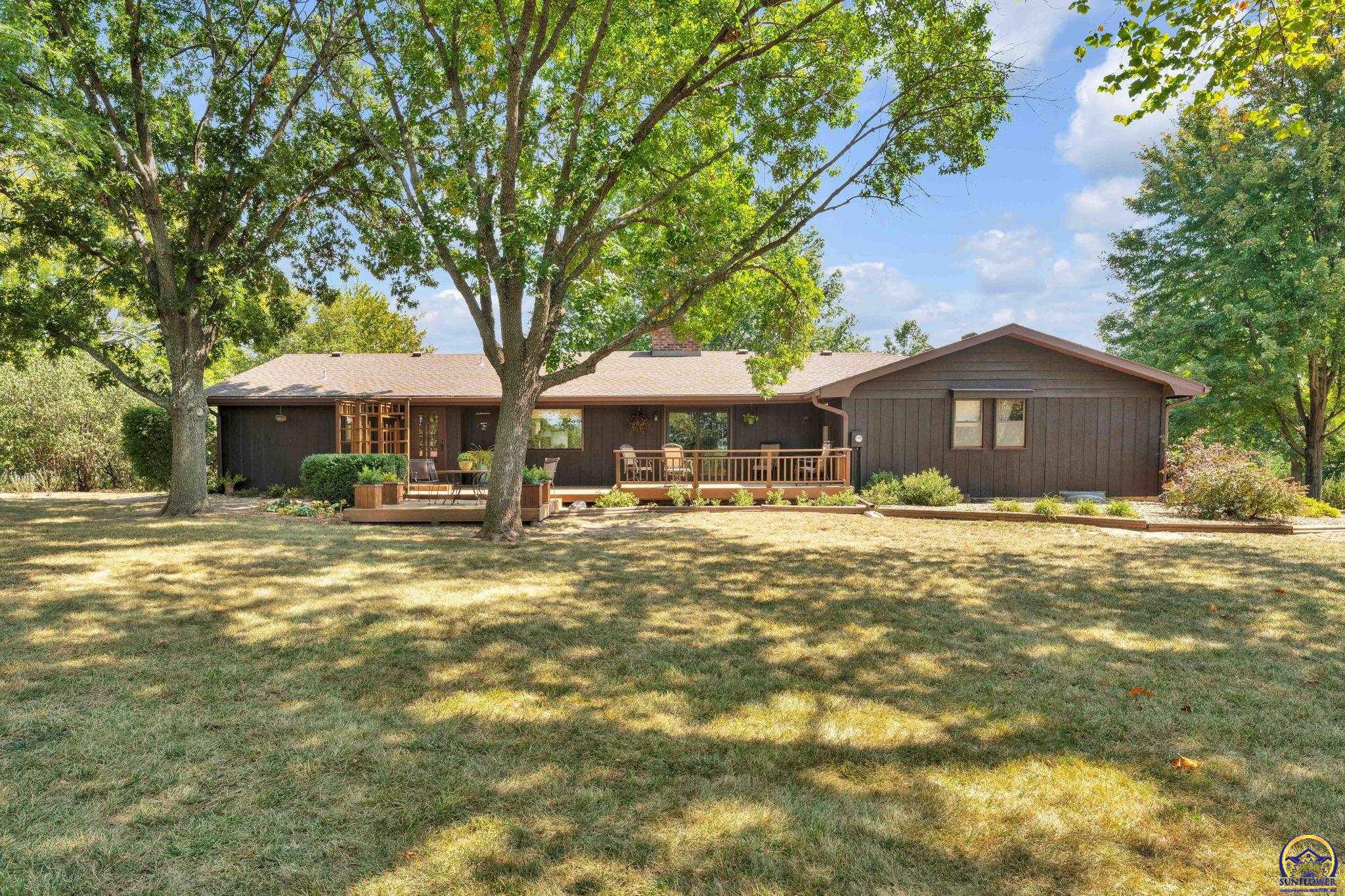 Silver Lake, Kansas 66539, United States, 5 Bedrooms Bedrooms, ,3 BathroomsBathrooms,Residential,Pending,43715