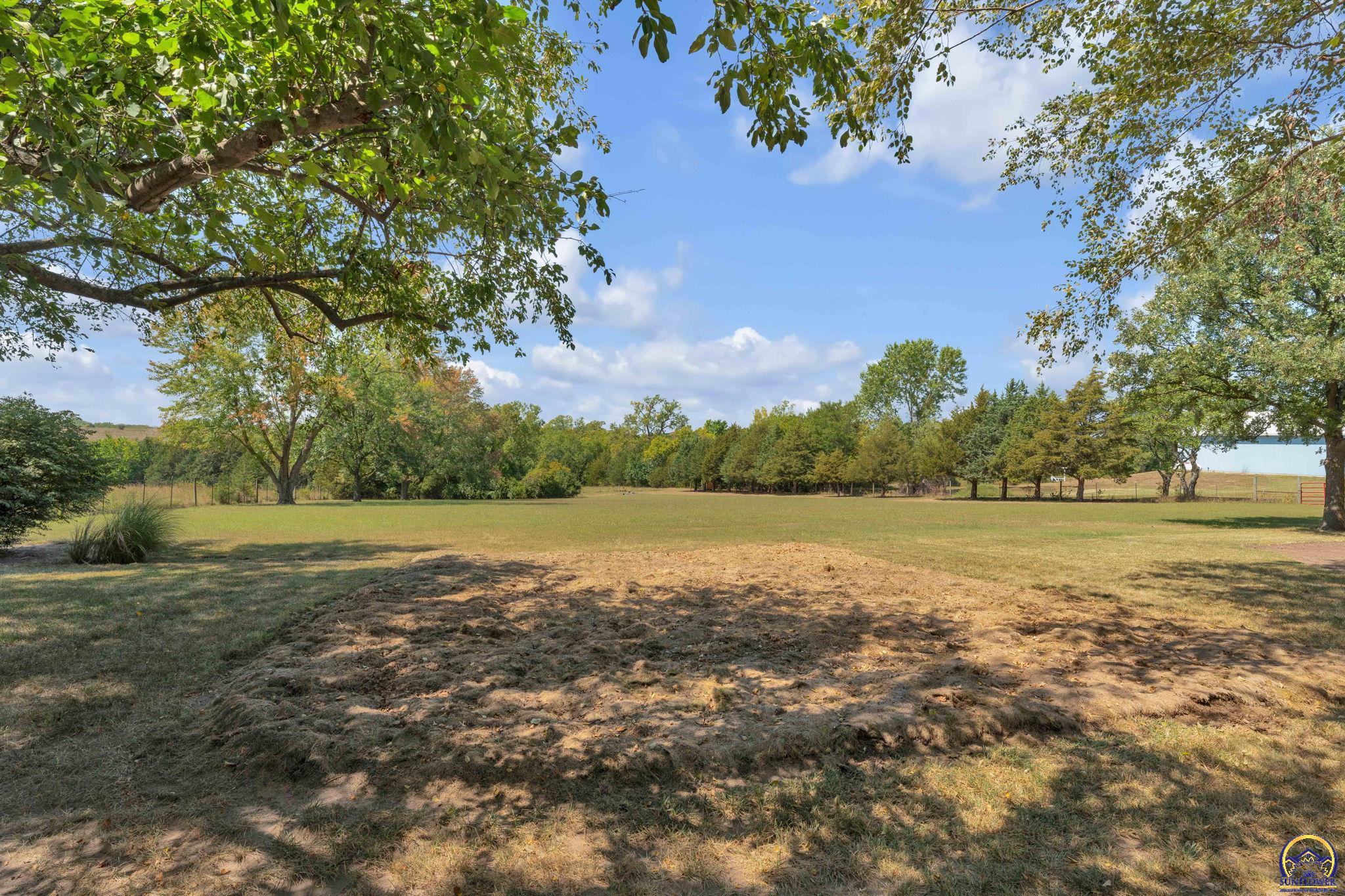 Silver Lake, Kansas 66539, United States, 5 Bedrooms Bedrooms, ,3 BathroomsBathrooms,Residential,Pending,43715