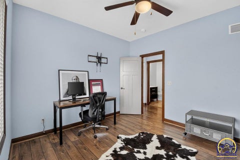 Tiny photo for 5818 SW 55th St, Topeka, KS 66610 (MLS # 245617)