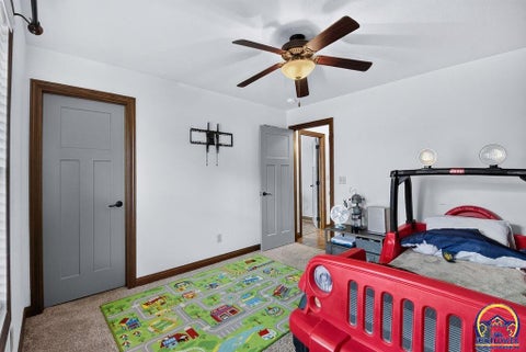 Tiny photo for 5818 SW 55th St, Topeka, KS 66610 (MLS # 245617)