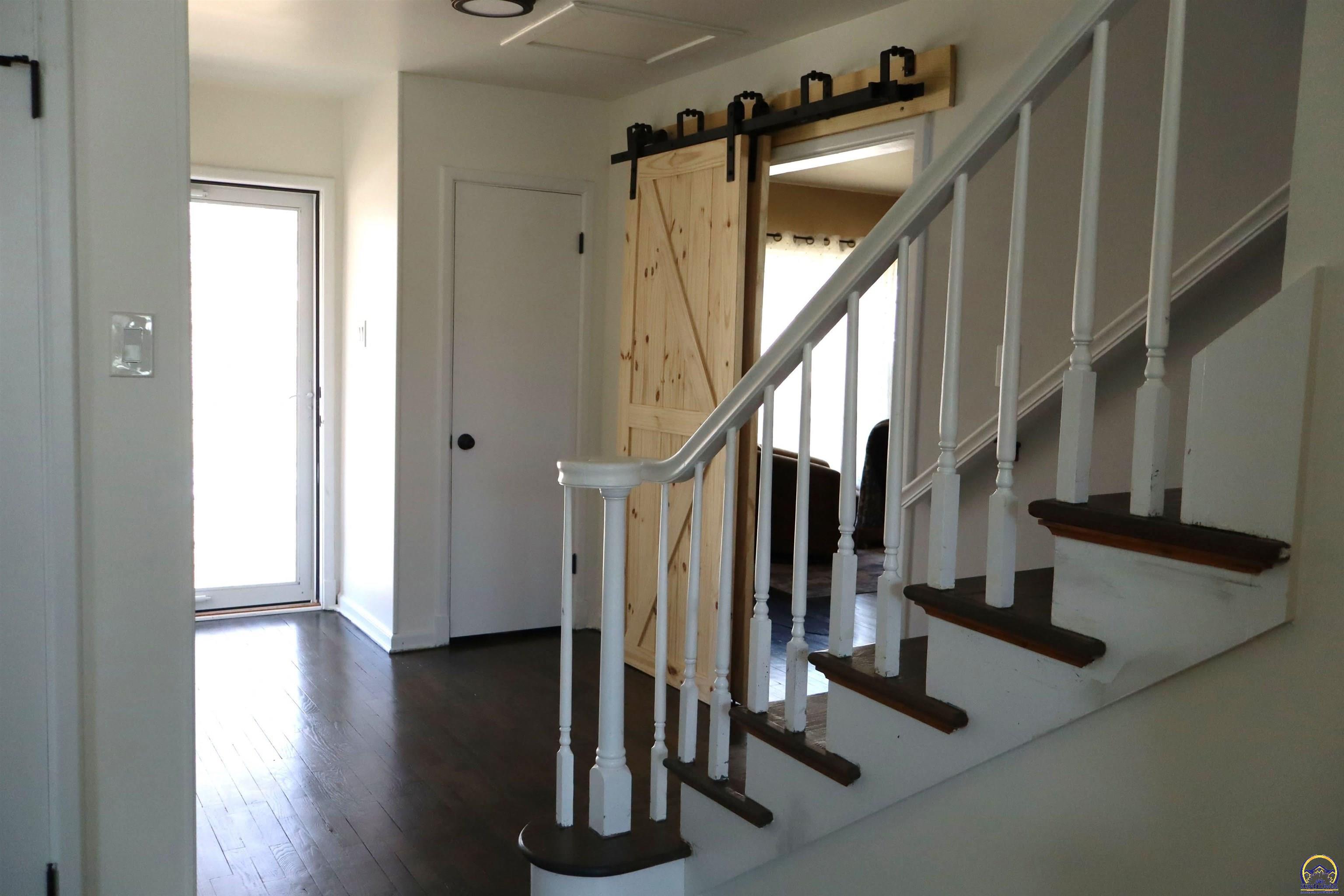 Topeka, Kansas 66604, United States, 4 Bedrooms Bedrooms, ,2 BathroomsBathrooms,Residential,Active,88029