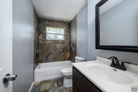 Tiny photo for 3431 SE Michigan Ave, Topeka, KS 66605 (MLS # 246384)