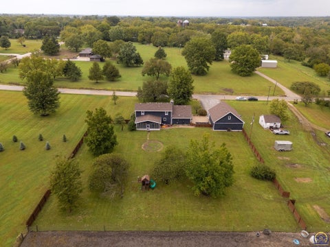 Tiny photo for 4835 SE 49th St, Berryton, KS 66409 (MLS # 246814)