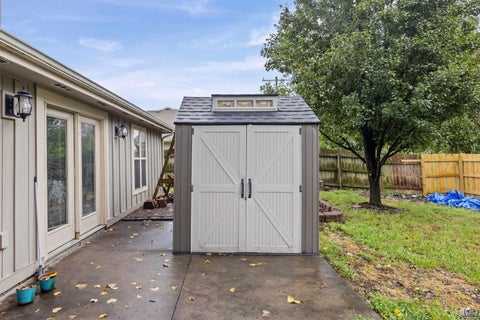 Tiny photo for 7102 SW Greenview Dr, Topeka, KS 66619 (MLS # 245847)