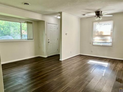 Tiny photo for 2520 SW 22nd Pk, Topeka, KS 66611 (MLS # 244425)