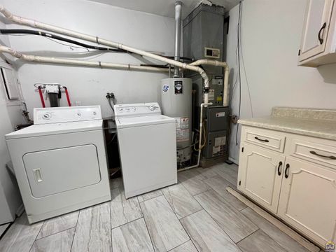 Tiny photo for 2520 SW 22nd Pk, Topeka, KS 66611 (MLS # 244425)