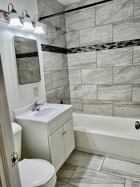 Tiny photo for 2520 SW 22nd Pk, Topeka, KS 66611 (MLS # 244425)
