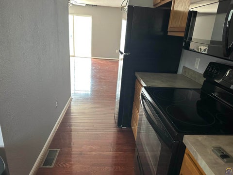 Tiny photo for 5503 SW Chapella St, Topeka, KS 66614 (MLS # 244867)
