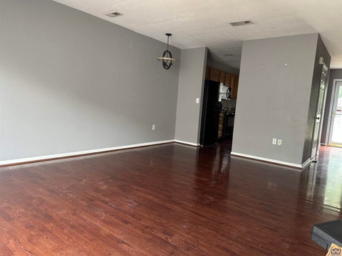Tiny photo for 5503 SW Chapella St, Topeka, KS 66614 (MLS # 244867)