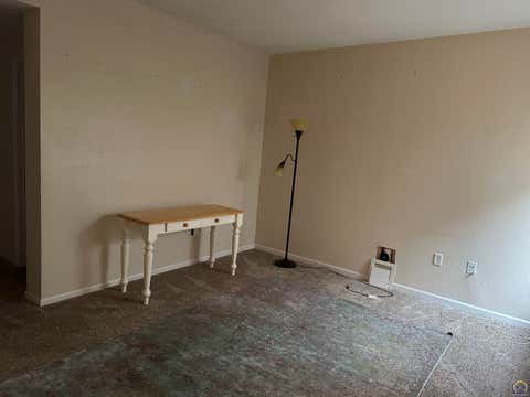 Tiny photo for 5503 SW Chapella St, Topeka, KS 66614 (MLS # 244867)