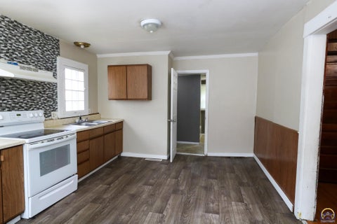 Tiny photo for 19 Exchange St, Emporia, KS 66801 (MLS # 246781)
