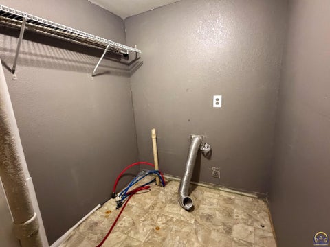 Tiny photo for 19 Exchange St, Emporia, KS 66801 (MLS # 246781)