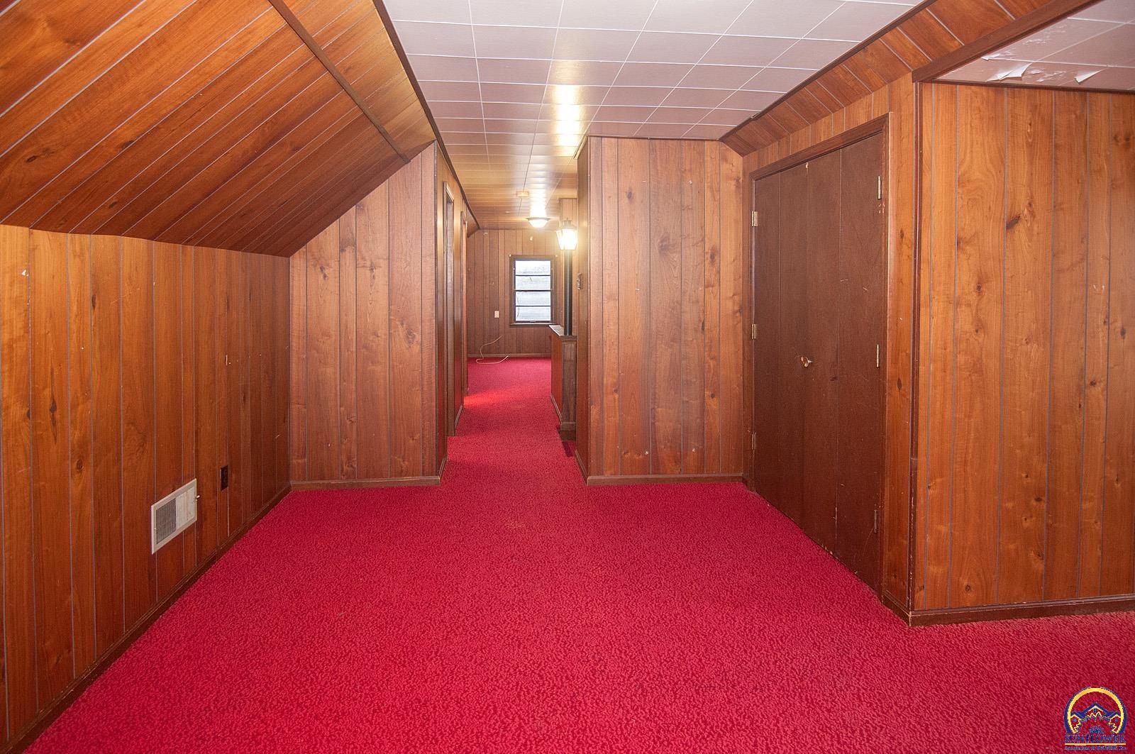 Topeka, Kansas, United States, 3 Bedrooms Bedrooms, ,2 BathroomsBathrooms,Residential,Pending,26268